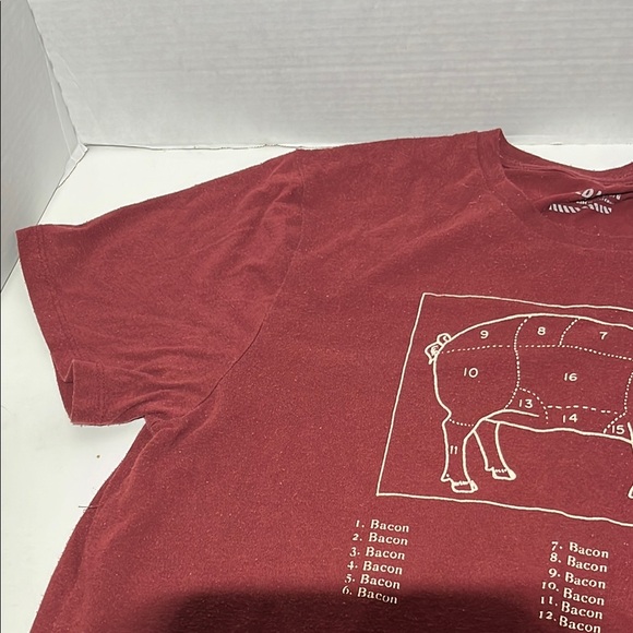 Old Navy Red Short Sleeve Tee with Graphic Design - Picture 5 of 11